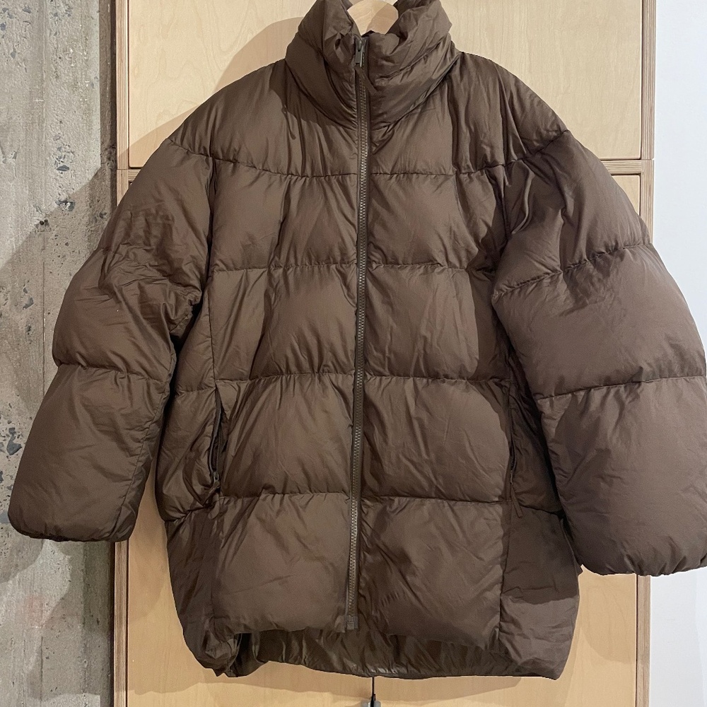 BROWN Uniqlo U (by Lemaire) | Oversized Down Jacket
